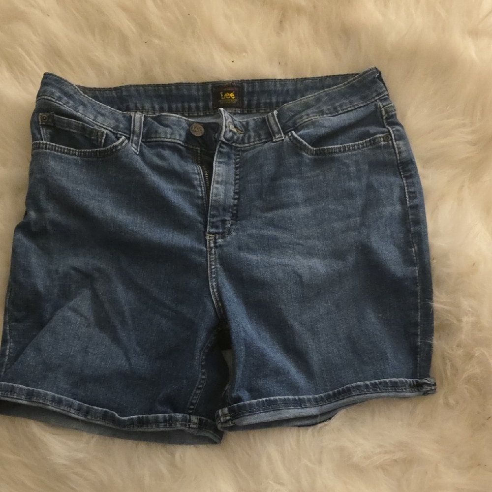Lee Women's Classic Blue Jean Shorts